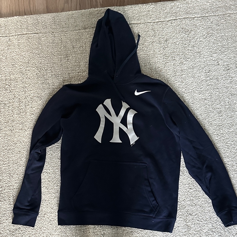 Nike Yankees Dark Blue Hoodie with Logo